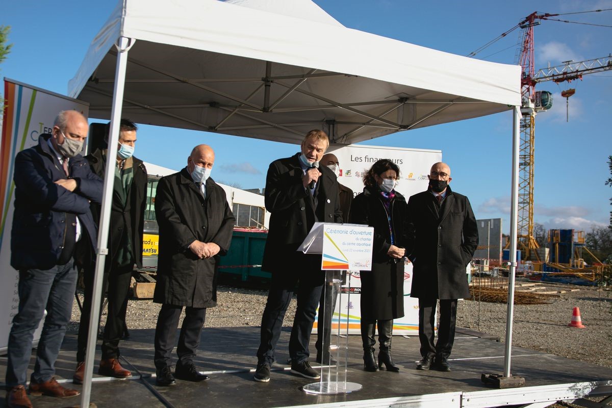 Ouverture officielle du chantier du Centre Aquatique communauté de communes Terres des confluences